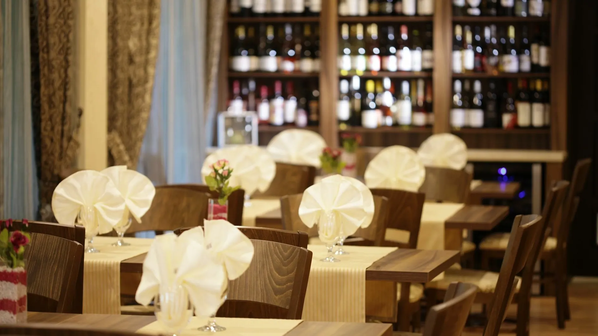Hotel Zaara Slantchev Briag 3*,